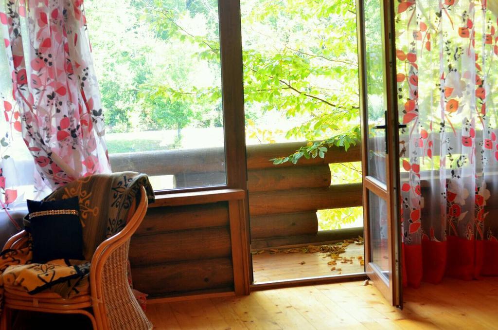 Rancho 555 Guest House Uzhhorod Luaran gambar